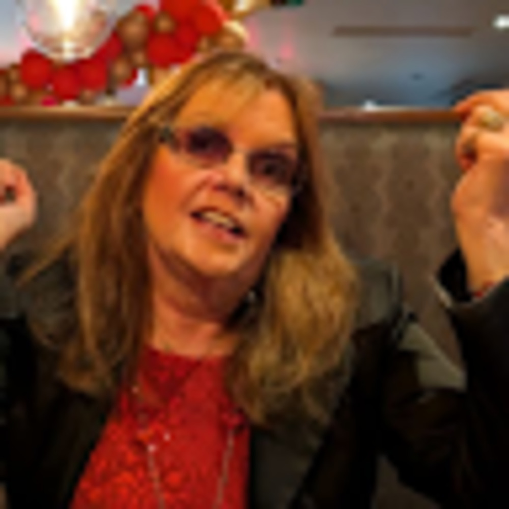 Meet your Posher, Sandi